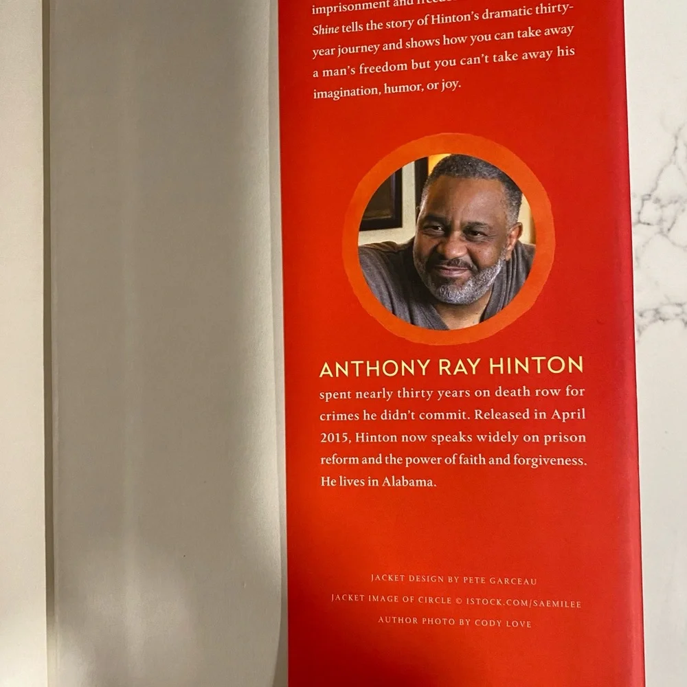 HardCover The Sun Does Shine Anthony Ray Hinton OPRAH’S Book Club 2018